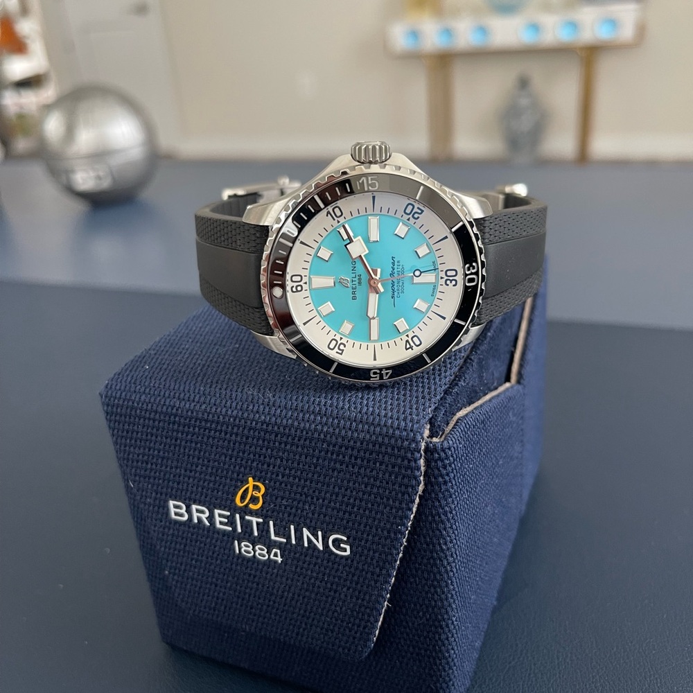 Breitling Superocean Automatic 44 Turquoise Dial